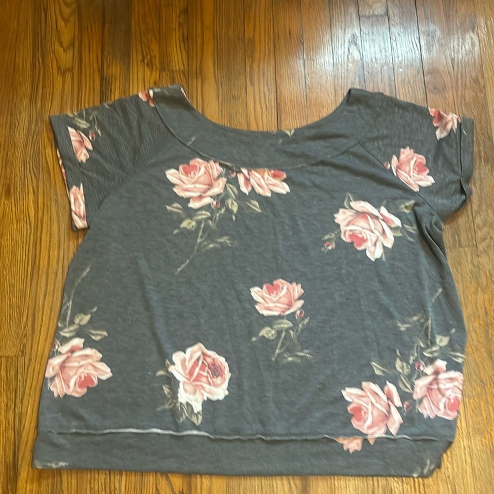 Maurice’s top